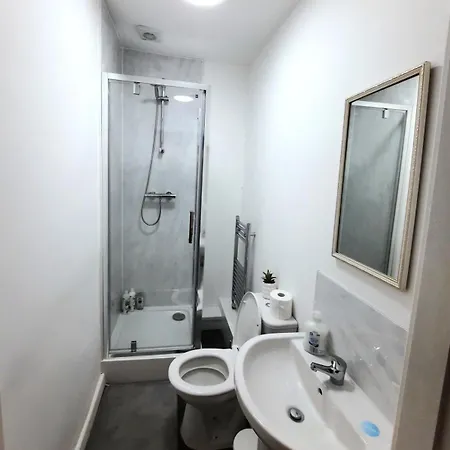Comfy Lower Ground In Holiday home *
